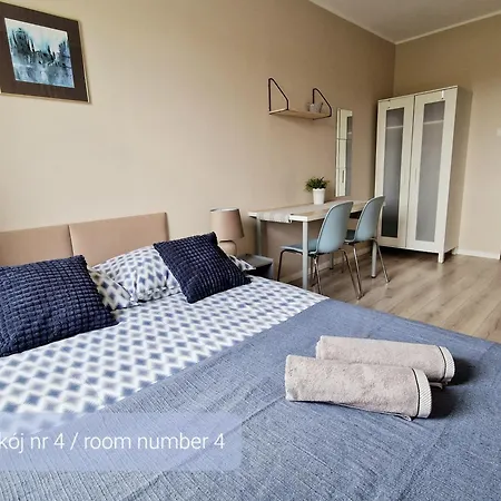 Chodowieckiego Goscinne Quarto em Acomodações Particulares Gdańsk