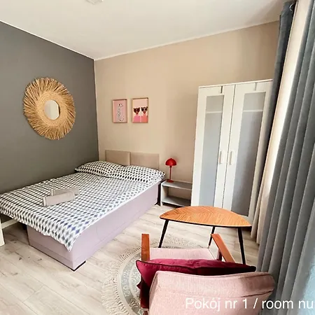 民宿 Chodowieckiego Goscinne